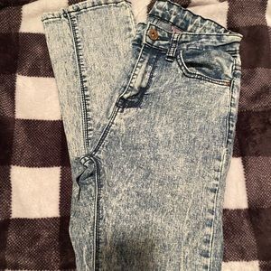 Womens skinny jeans
